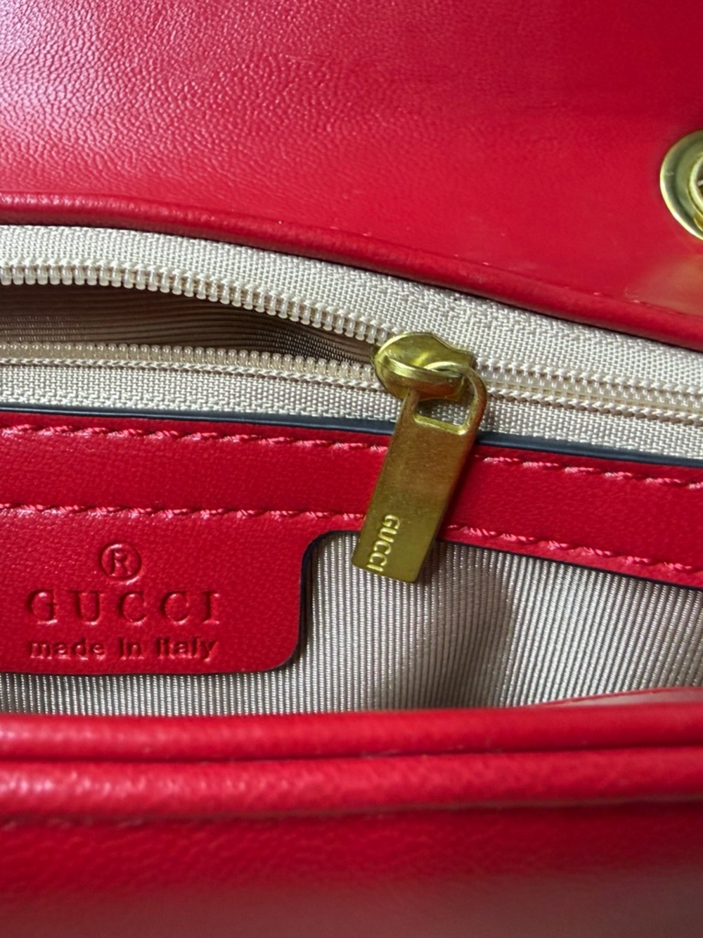 Red Quilted GG Style Gold Chain Shoulder Bag Chevron Heart Detail ❤️✨ - Picture 2 of 13